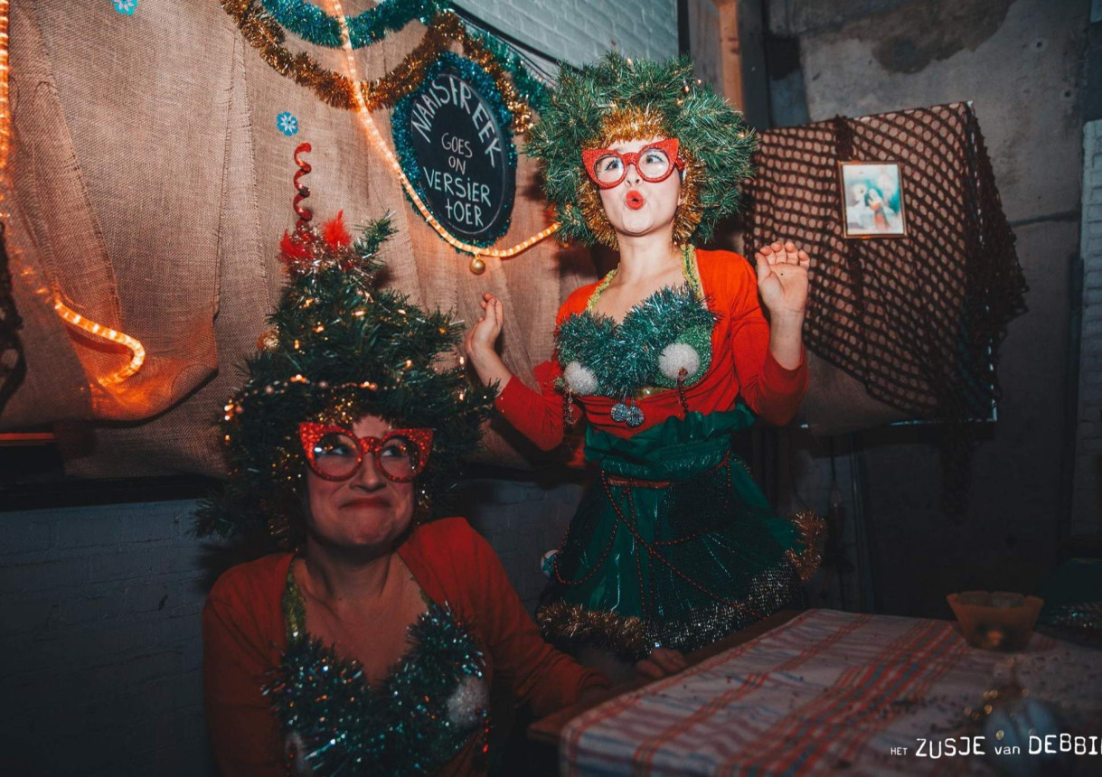 Kerst NAAISTREEK op de Versiertour